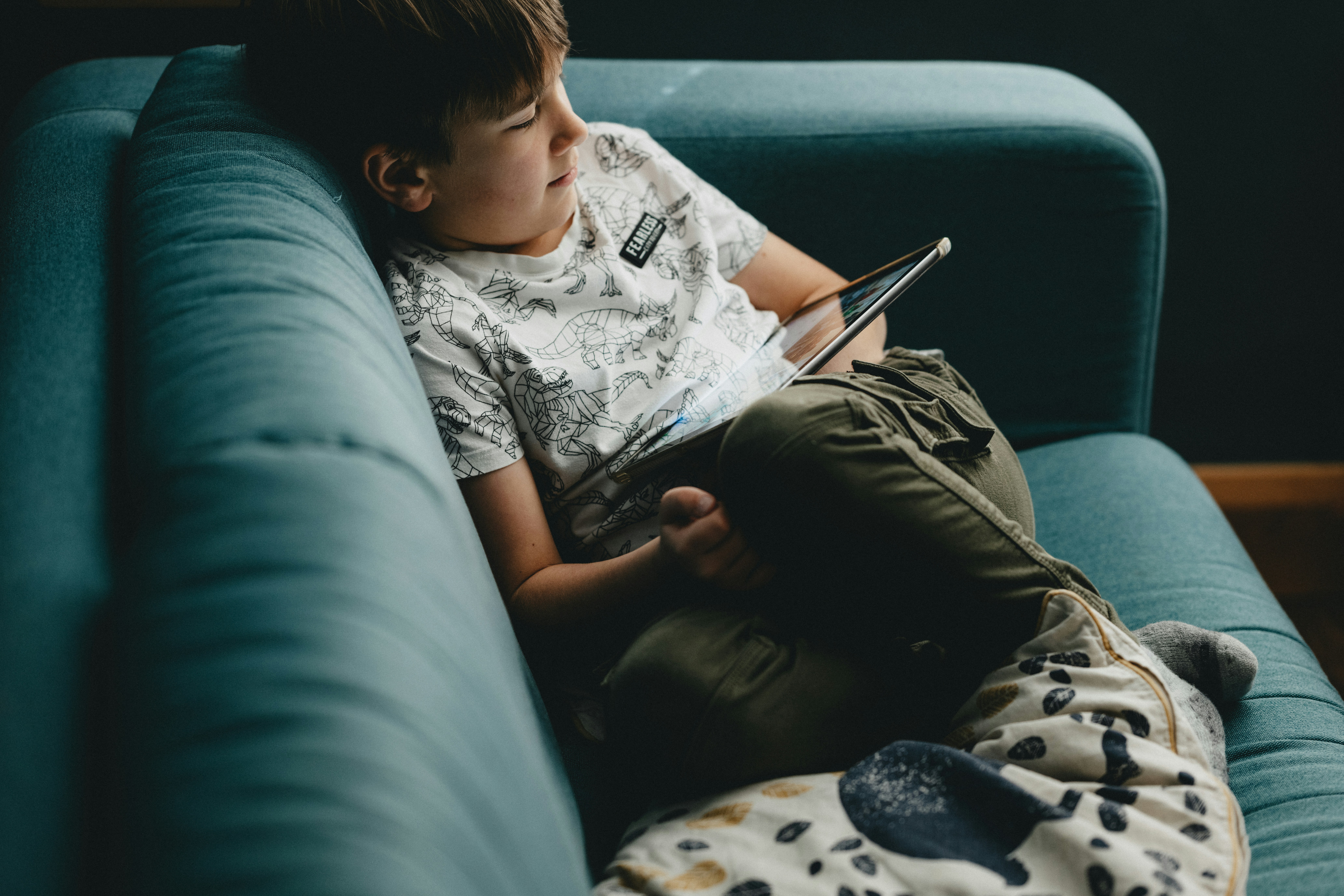 Your Smart Screen Time Guide for School Breaks